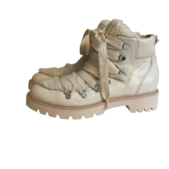 Dolce Vita Pace Cream Croc Faux Shearling Trim Lug Sole Hiker Ankle Boots Sz 6.5 - Picture 10 of 14